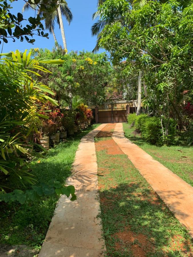 Tranquil Private Villa Near Bentota Beach Kültér fotó